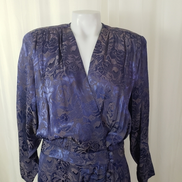 Vintage B.B. Collections purple floral wrap dress covered button mermaid hem 12 - Picture 6 of 14